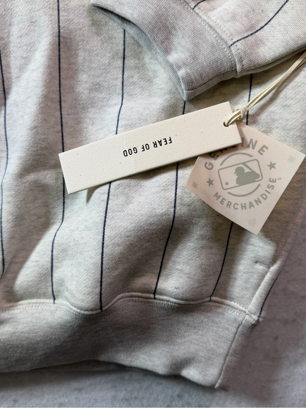 Fear of God ESSENTIALS New York Yankees MLB Sport Pinstripe Hoodie Sweatshirt XL - Picture 6 of 9